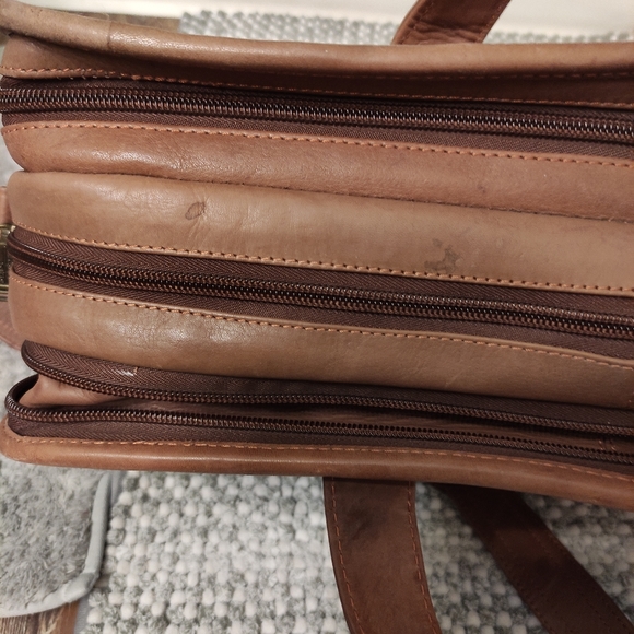 HIT Tech Soft Brown Genuine Leather Laptop Computer Shoulder Bag Organizer - Picture 14 of 16